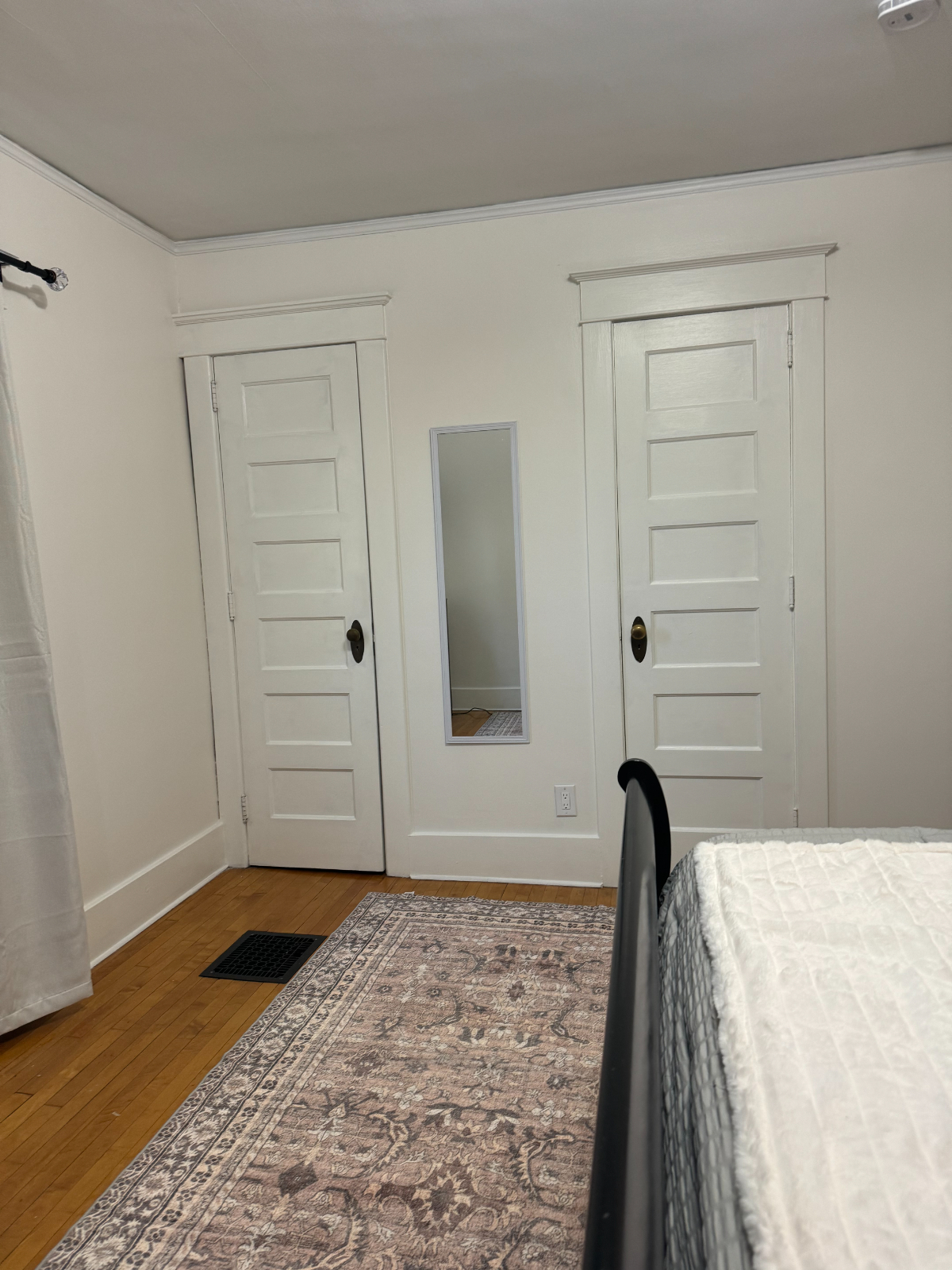 HUGE Victorian in Schenectady - 4 Bdrm/2 Bthrm, Pet Friendly Home - Photo 11