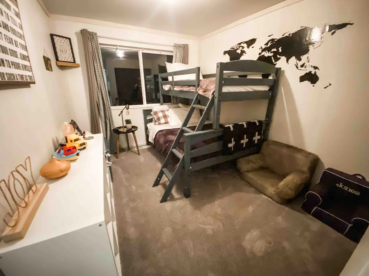 Beautiful Bunk bedroom in Kirkland, Washington