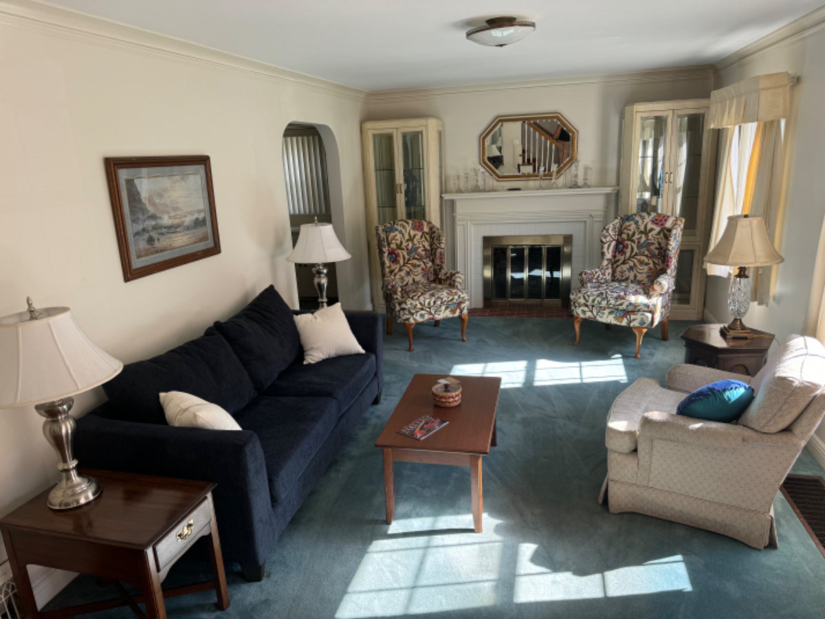 Multi-level home in heart of Kanawha City - Photo 4