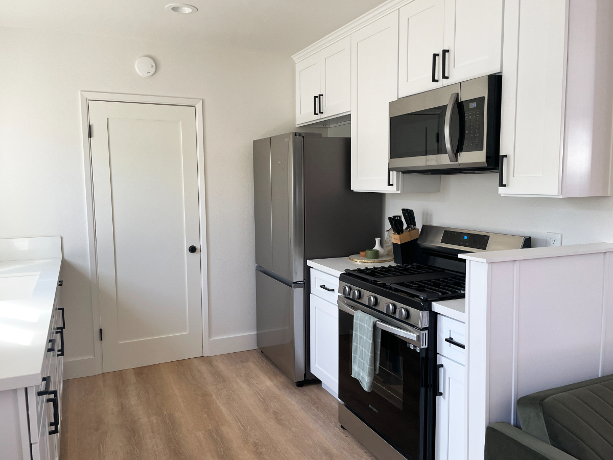 Charming 1-Bed, 1-Bath Guest House - Photo 3