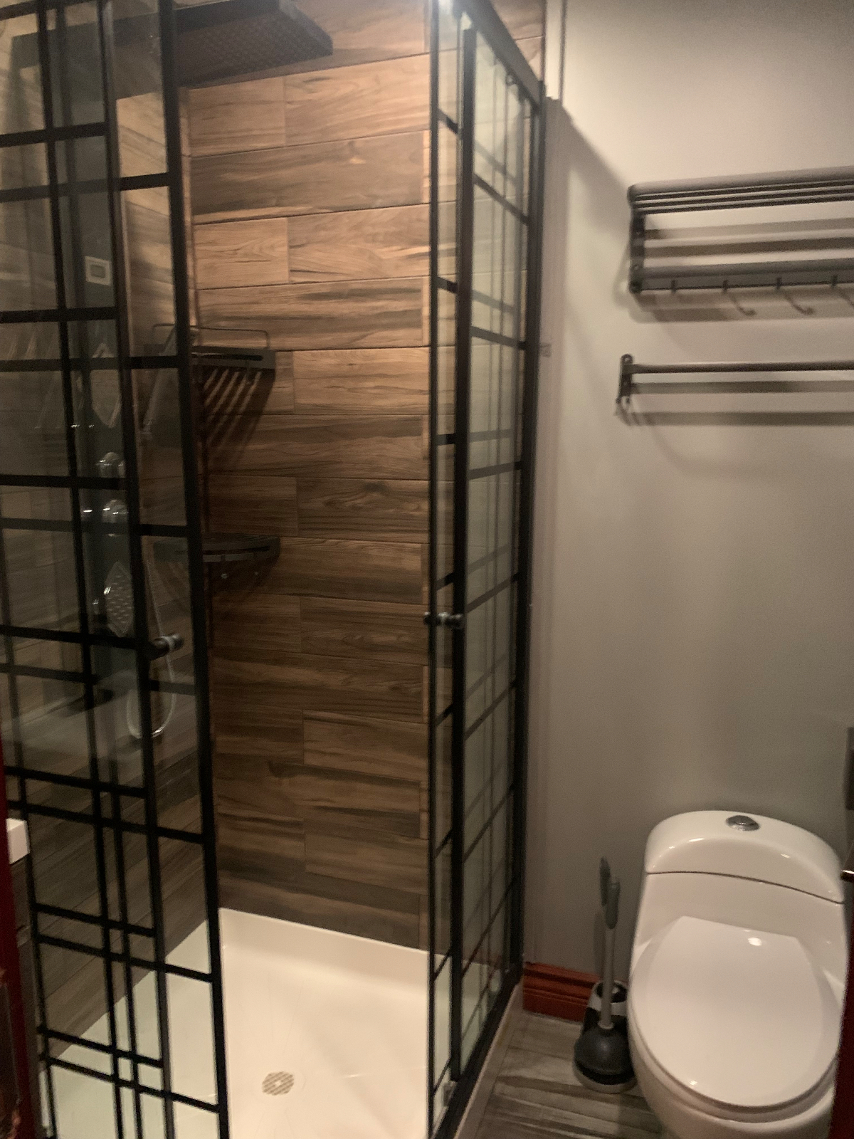 House Share Bedford Stuyvesant/Private Room With Private Bath Available - Photo 5
