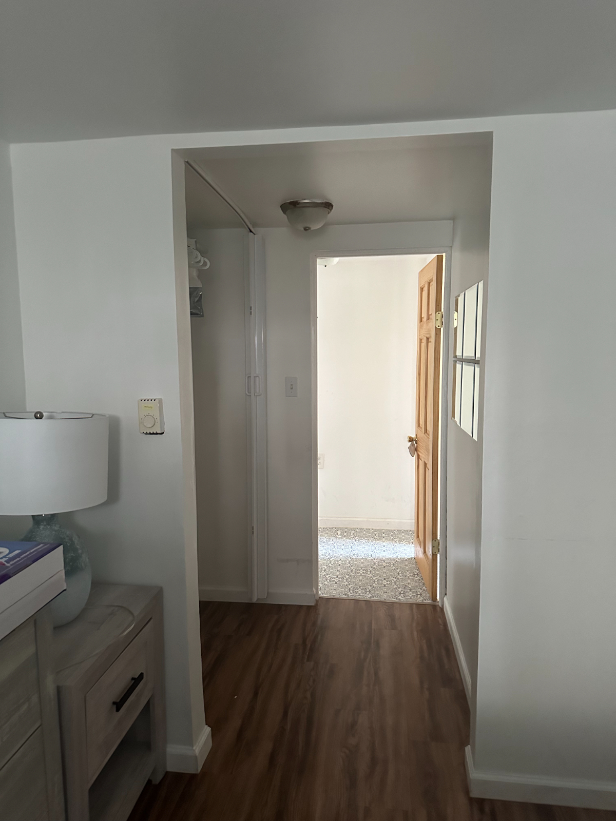 Bright & Inviting Rooms in Atlantic City Contemporary Comfort with Queen/Full Options, Shared Bath & Fully Equipped Kitchen - Steps from Transportation Room 1