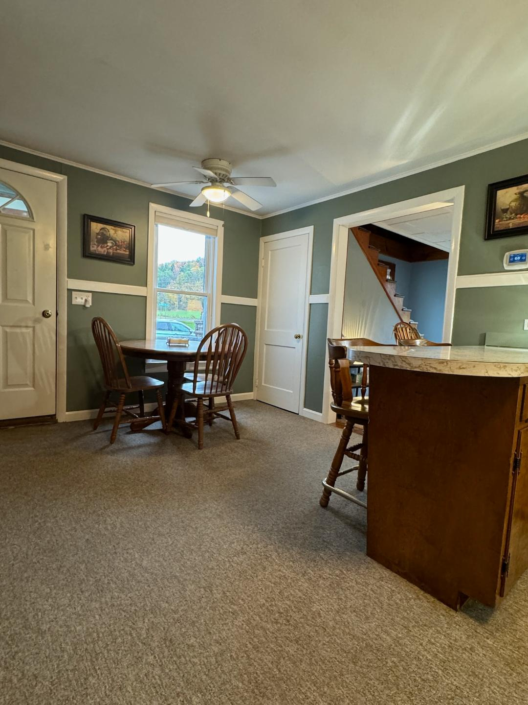 Comfortable Housing  - Near Hospital and Downtown - Photo 10