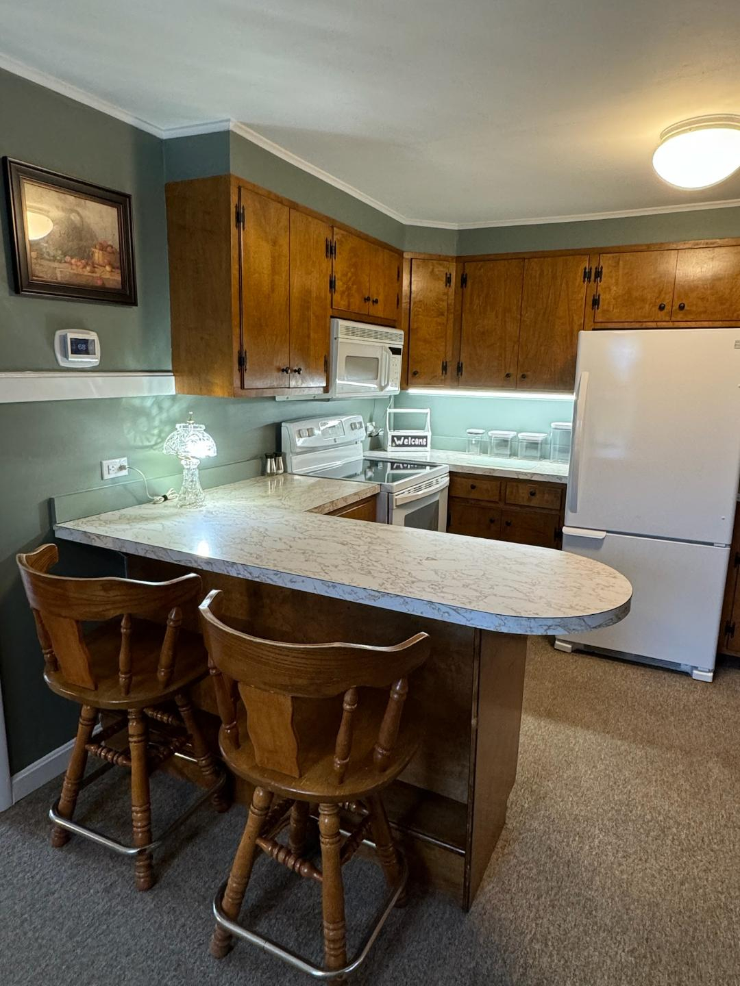 Comfortable Housing  - Near Hospital and Downtown - Photo 7