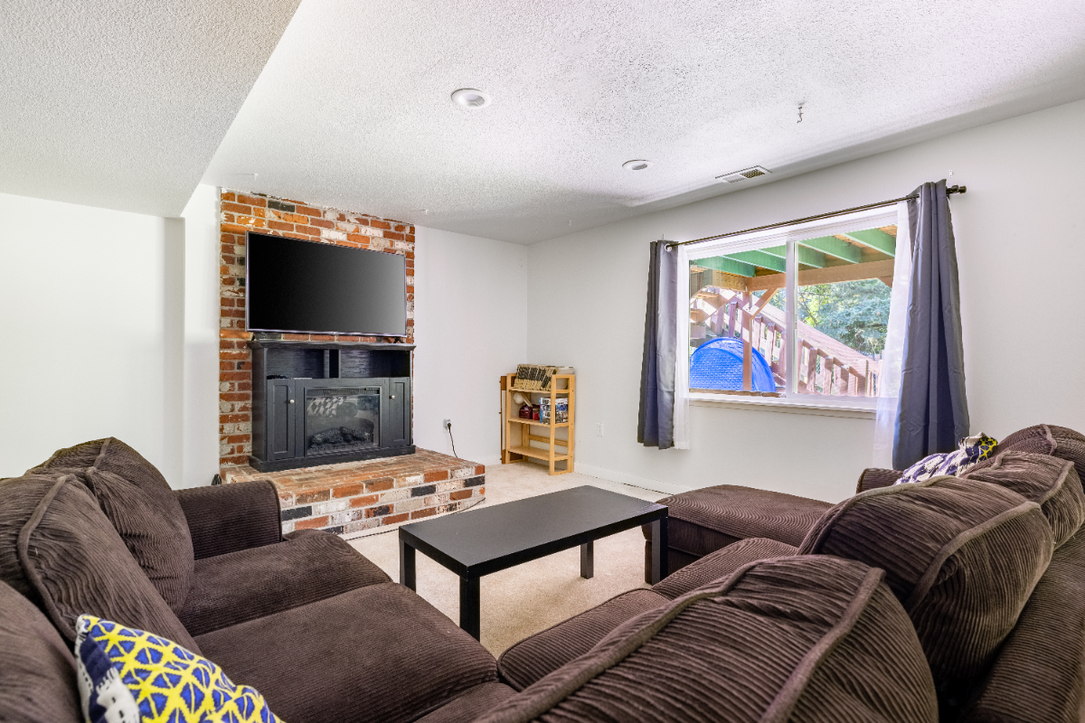 3BR Sanctuary in Gresham, Oregon - Photo 3