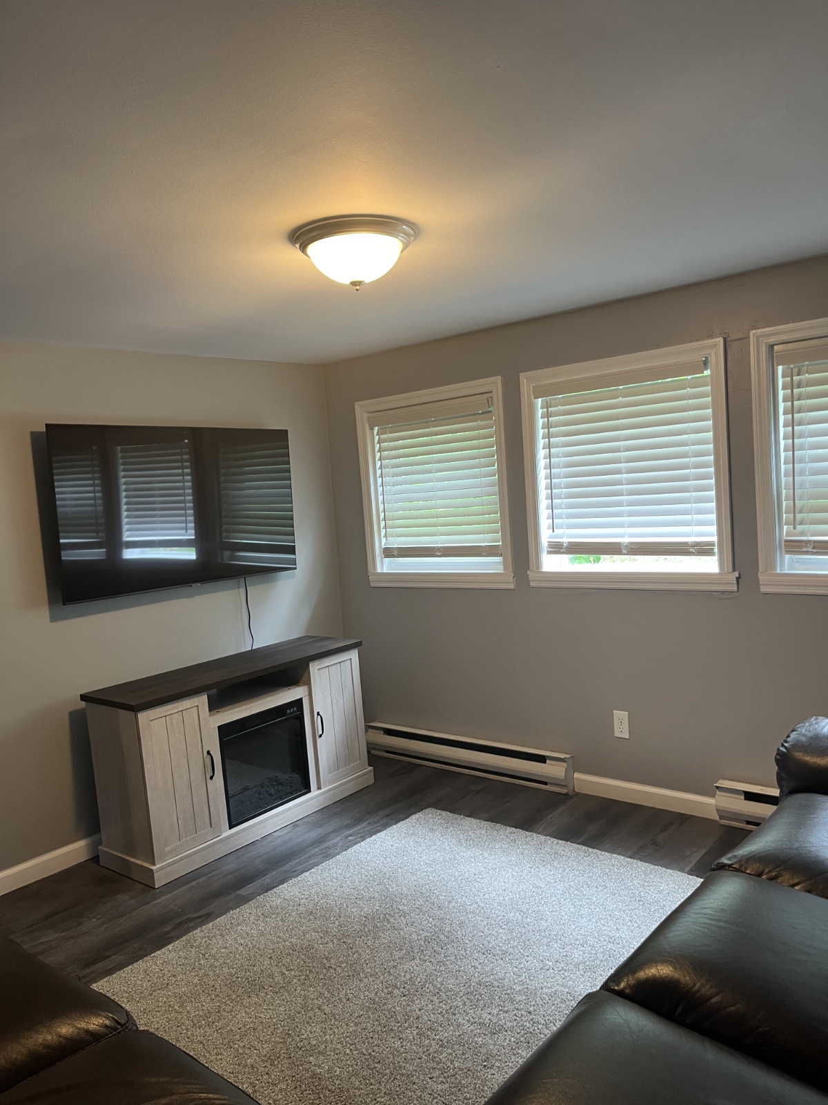 Two Bedroom apartment on Saratoga Lake - Photo 2
