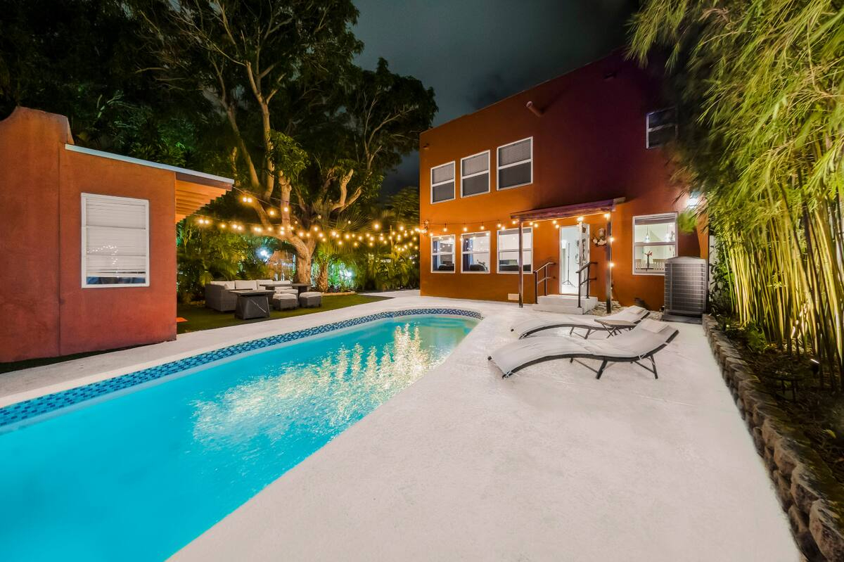 Fully Furnished 7-bed in West Palm Beach