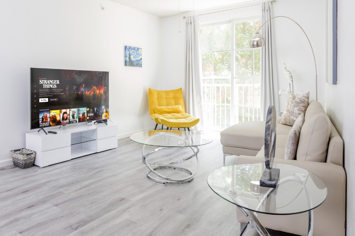 Newly Renovated Two-bedroom Apartment for Rent