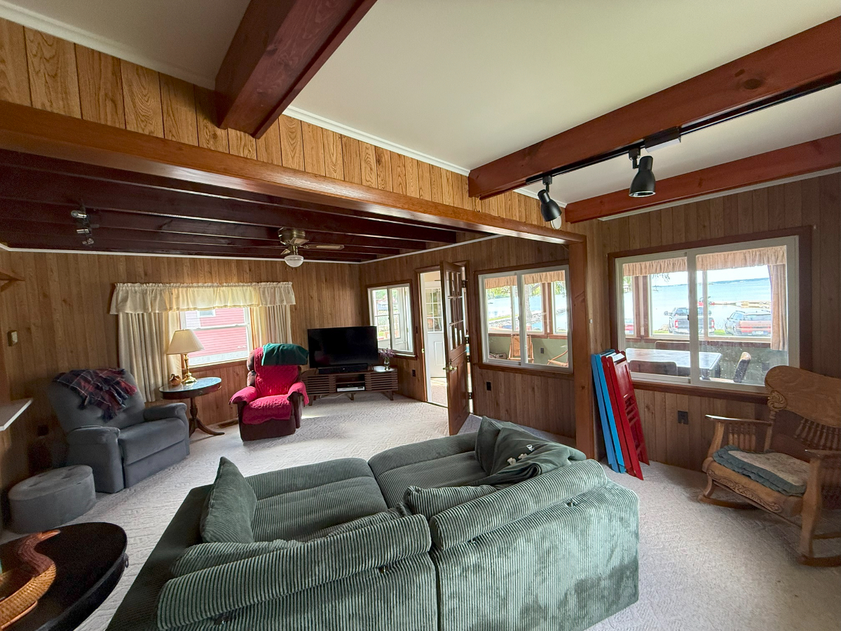 Quiet Cozy Cottage on the St Lawrence - Photo 3
