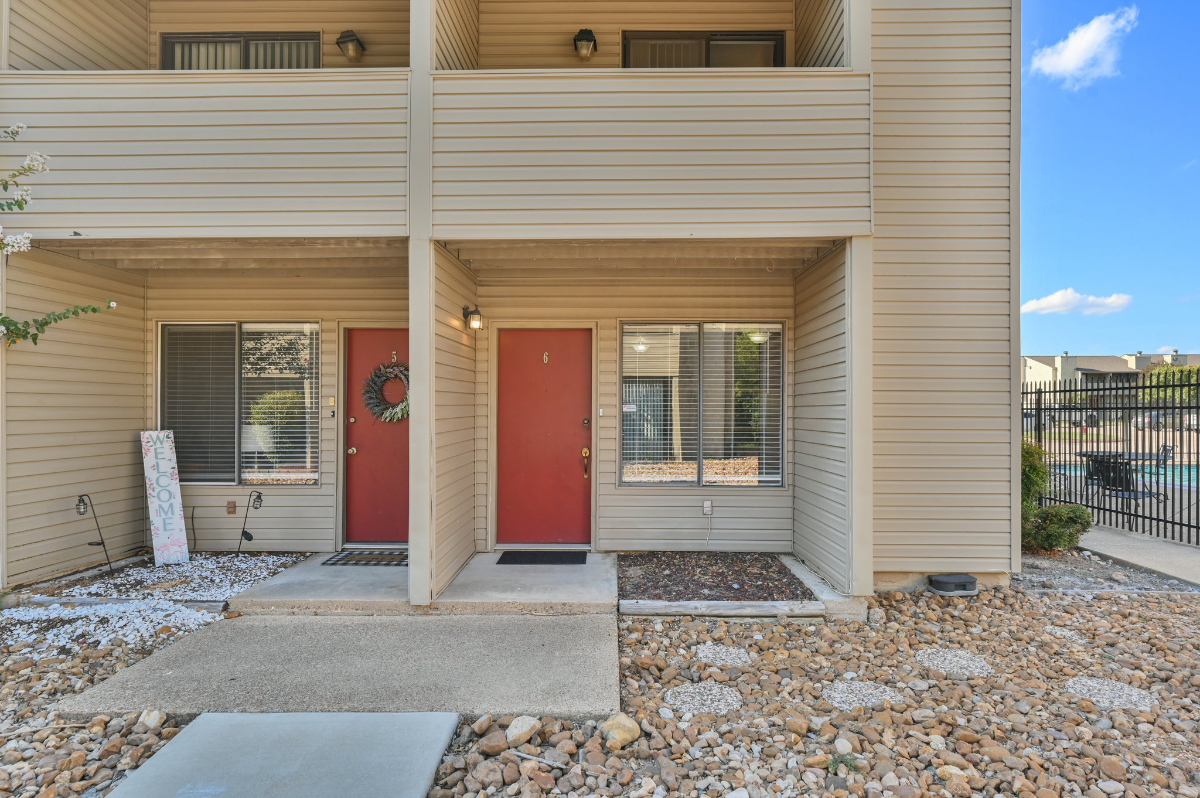 Fully Furnished 2/1.5 Near Texas A&M/Medical Centers - Photo 2