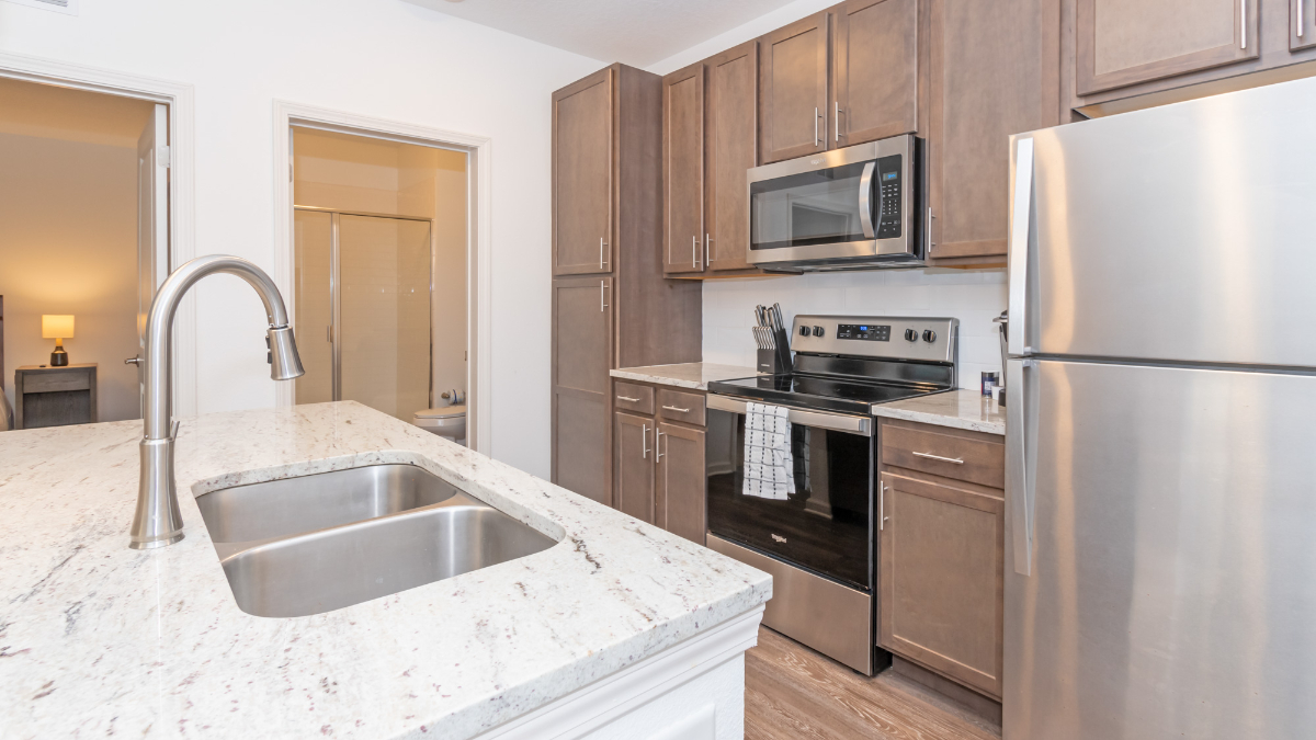 2214 - Landing Furnished Apartment at San Marco Promenade - Photo 6
