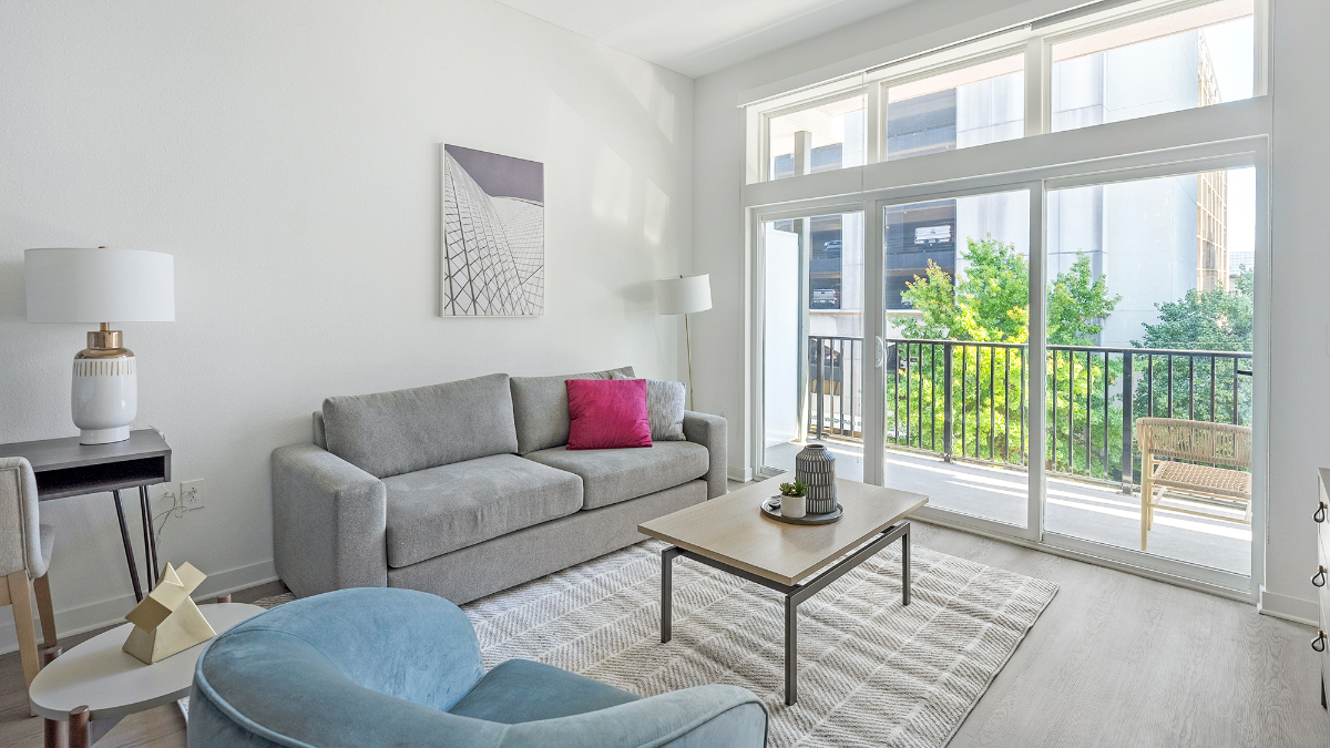 218C - Landing Furnished Apartment at 20 Midtown