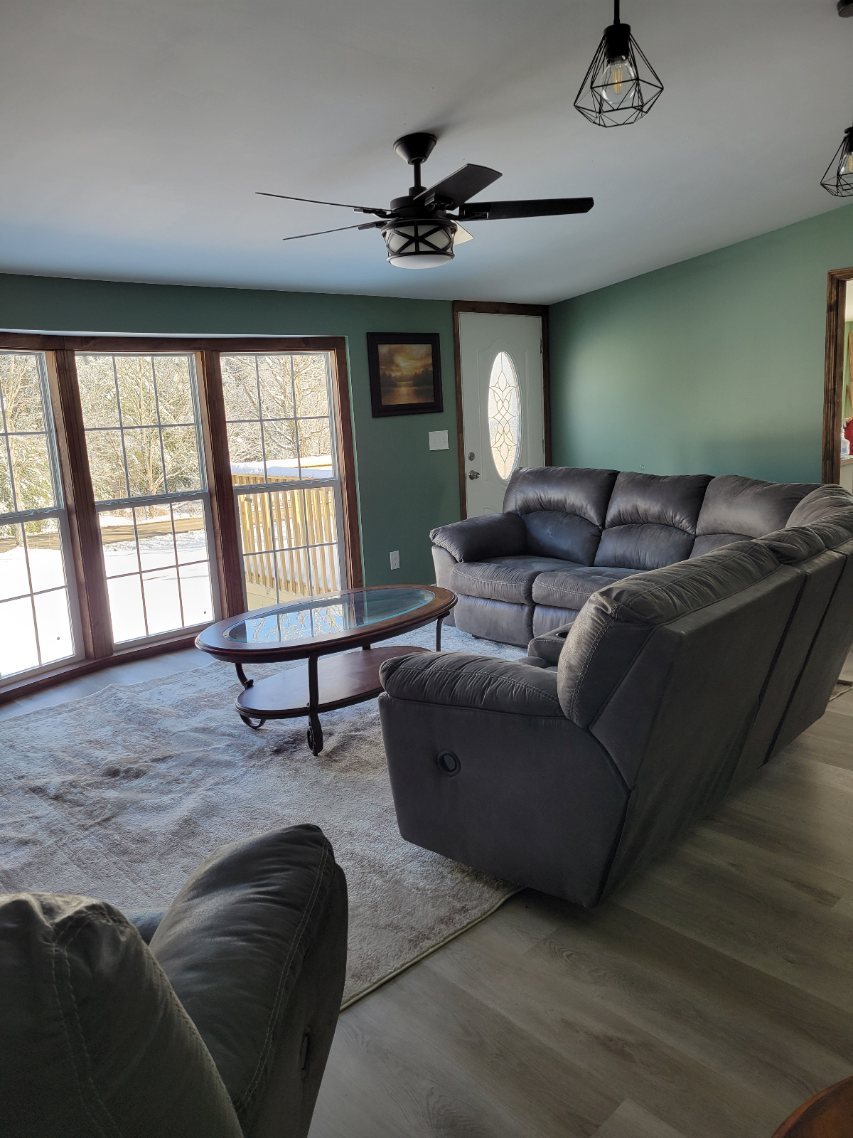 Quiet 3 Bedroom Home - Photo 1