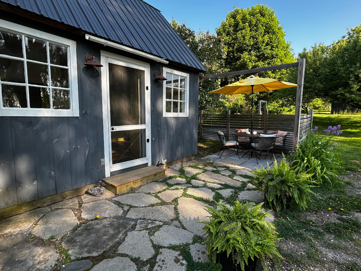 Carriage House in beautiful Cornwall, Vermont - Photo 1