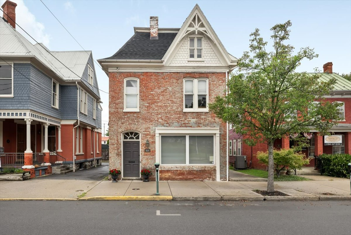 Experience the charm of urban living in downtown Martinsburg - Photo 4