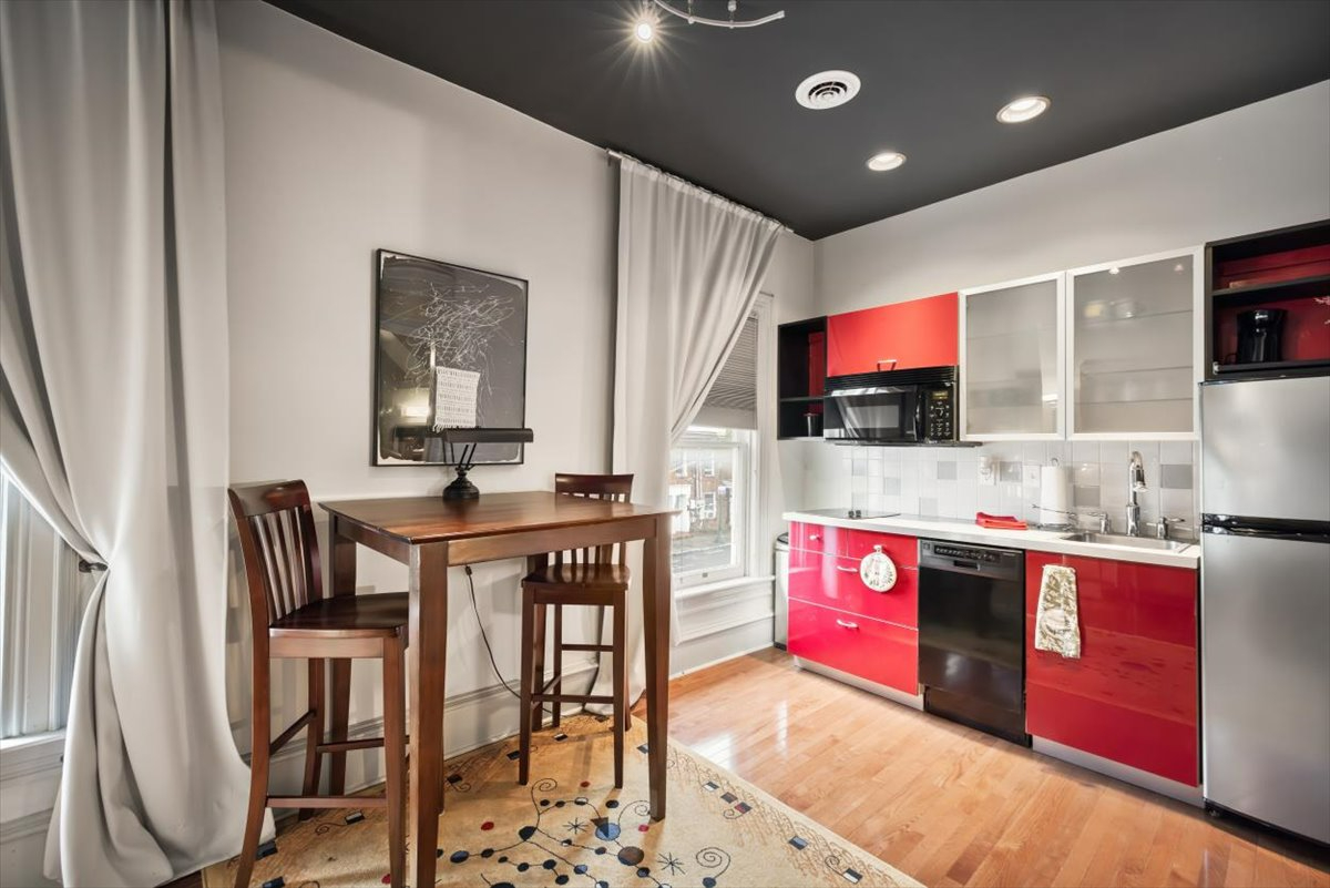 Experience the charm of urban living in downtown Martinsburg - Photo 7