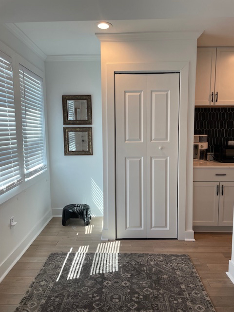 Cozy Spacious Modern 1 BR Condo - Photo 3