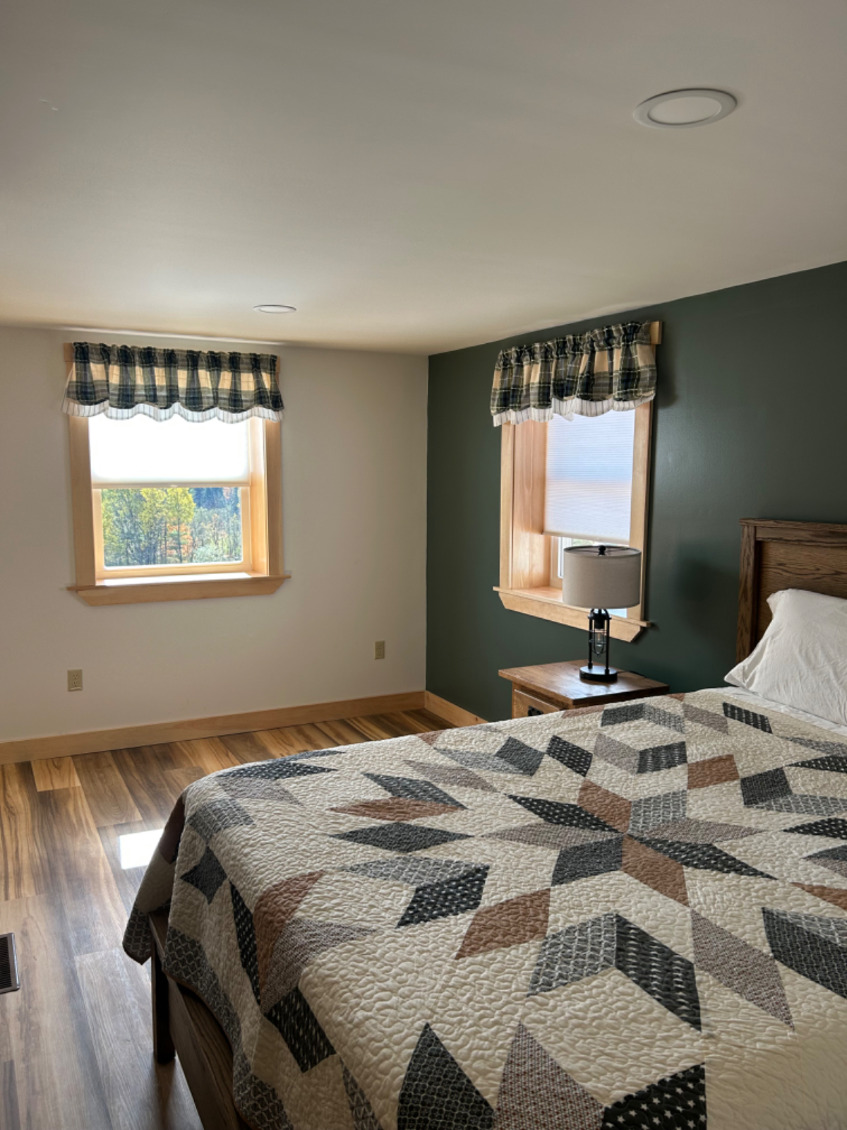 Beautiful 2 bedroom farmhouse - Photo 3