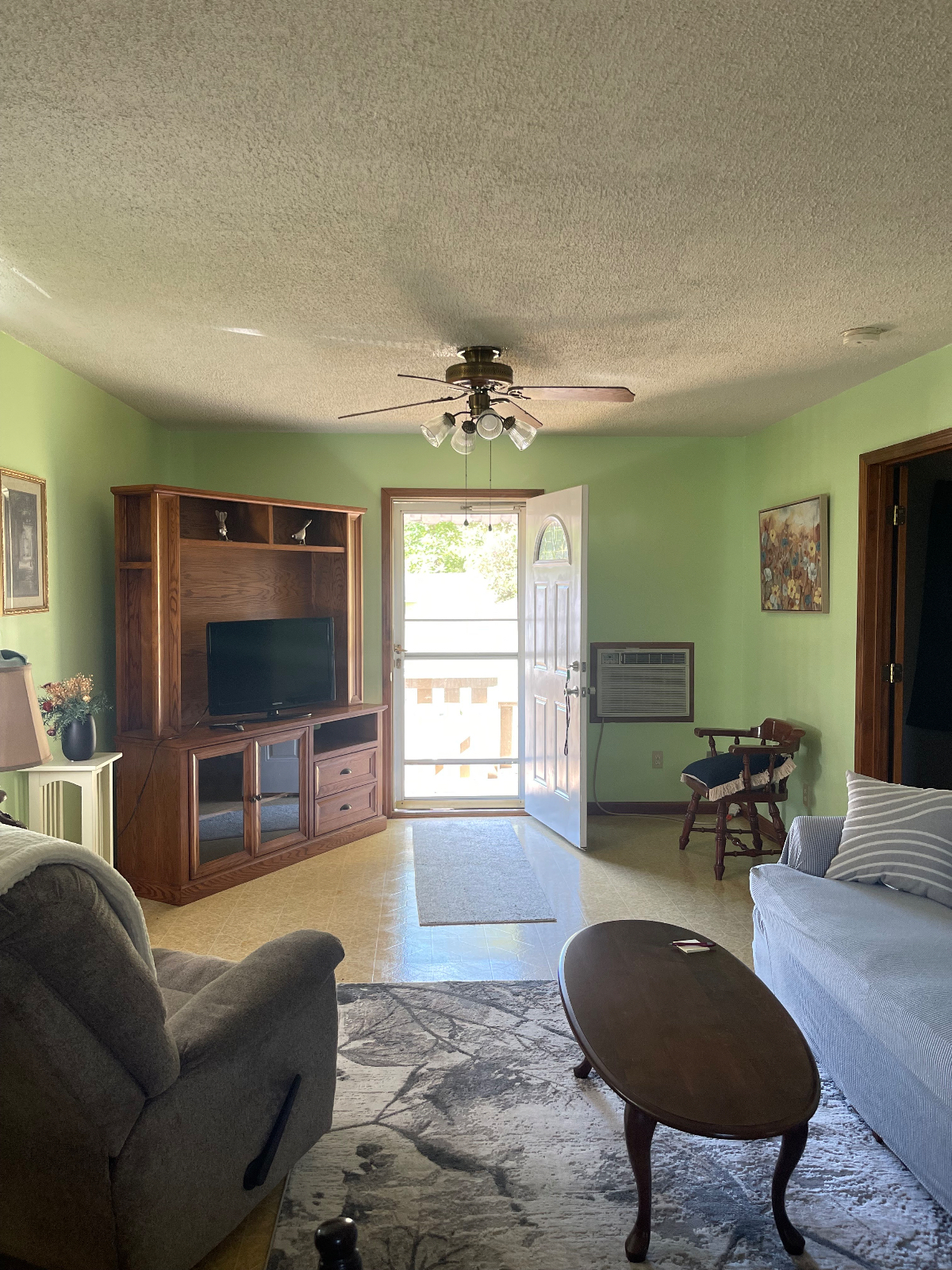1 Bedroom close to hospitals - Photo 3