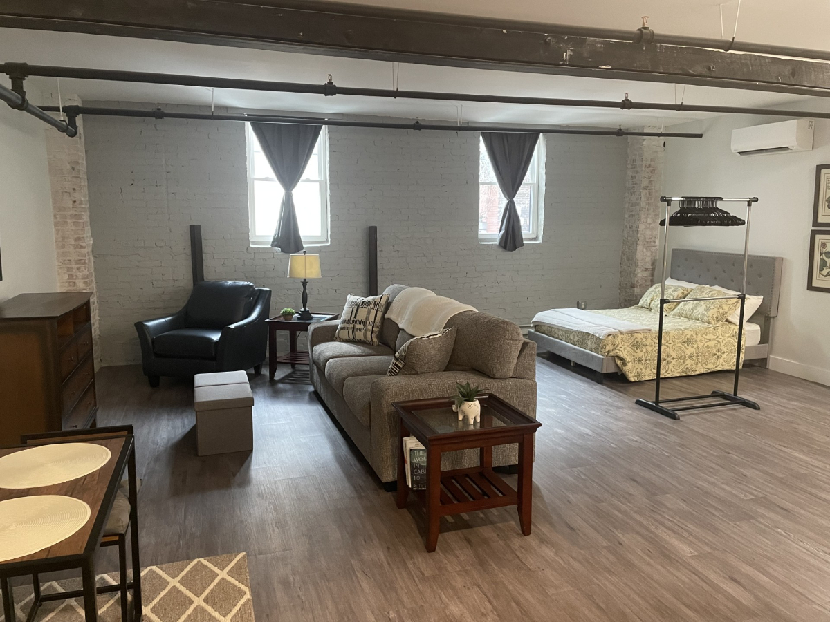 Studio Apartment in downtown Watertown - Photo 4