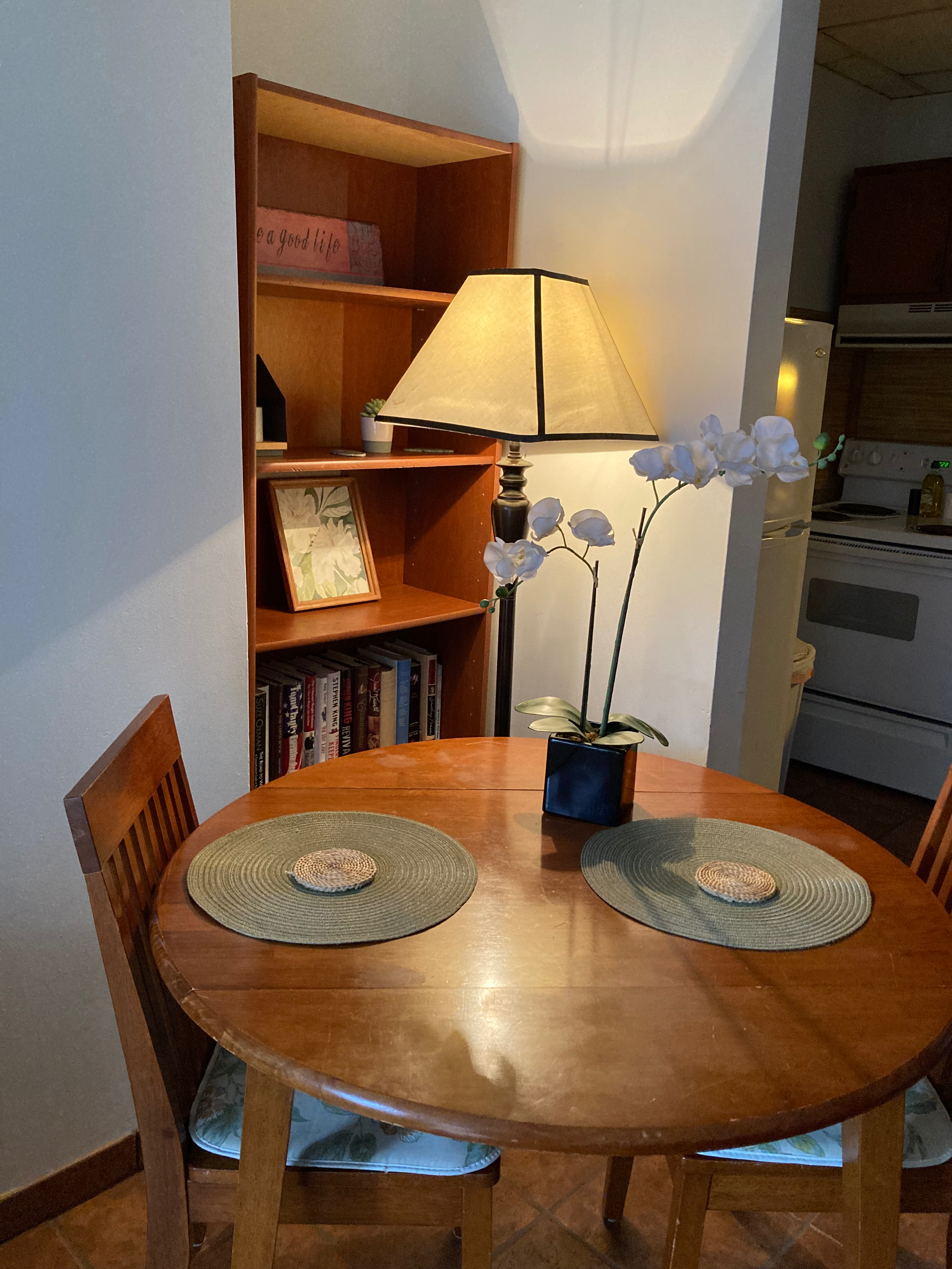 2.Quiet & South Park Apt Off-St Parking, Walk to Coffee Shop, Dining and Rail Trail - Photo 8