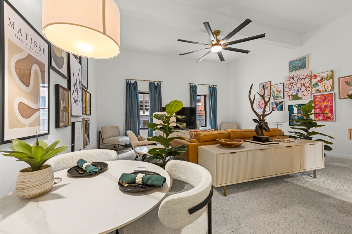 Newly Renovated Downtown Apartment 203