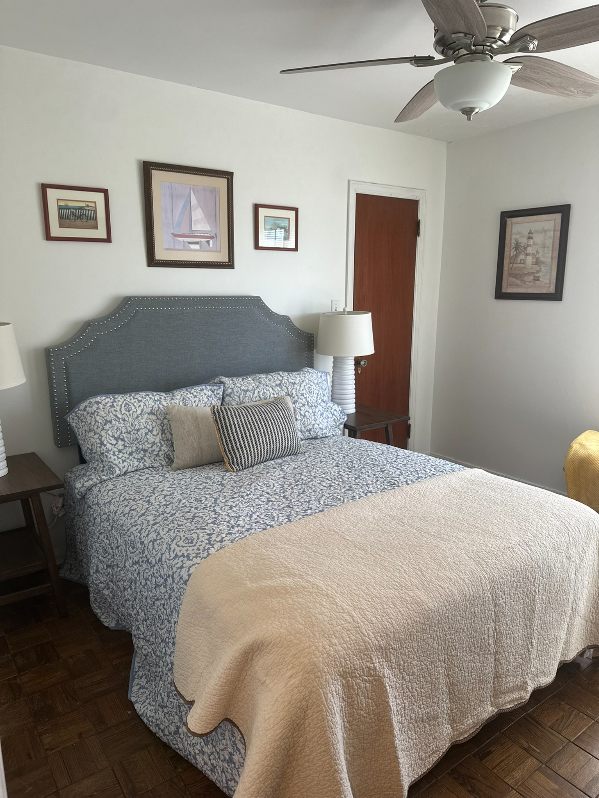 Direct lakefront Home Near Syracuse private boathouse, four bedrooms, screened porch, pet-friendly a - Photo 9