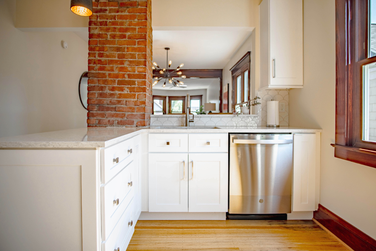 North Buffalo Respite - A Safe, Refined Retreat for Comfort & Relaxation Near Hospitals - Photo 7