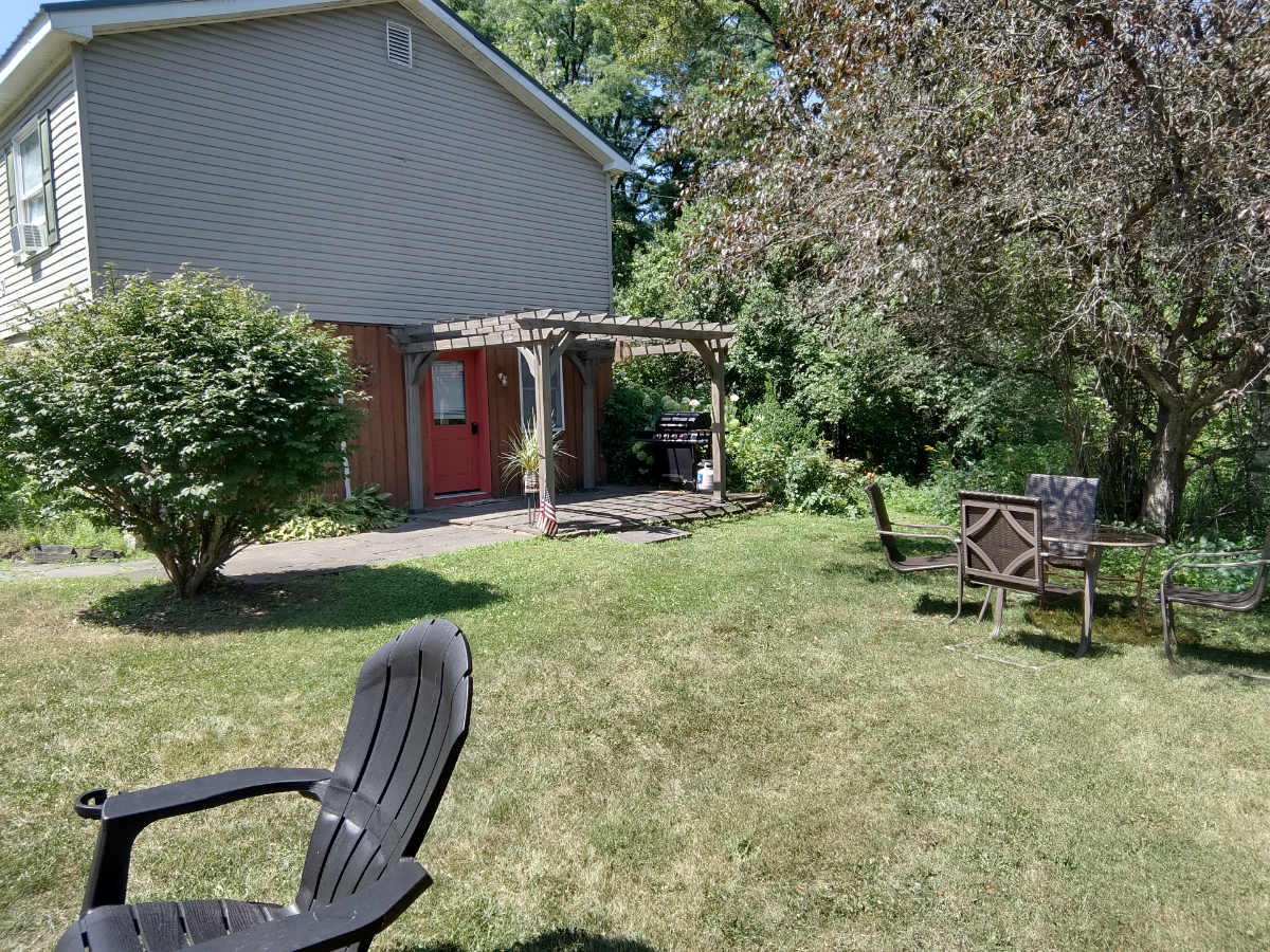 3 bed 2 bath Cooperstown Apt 2 - Photo 8