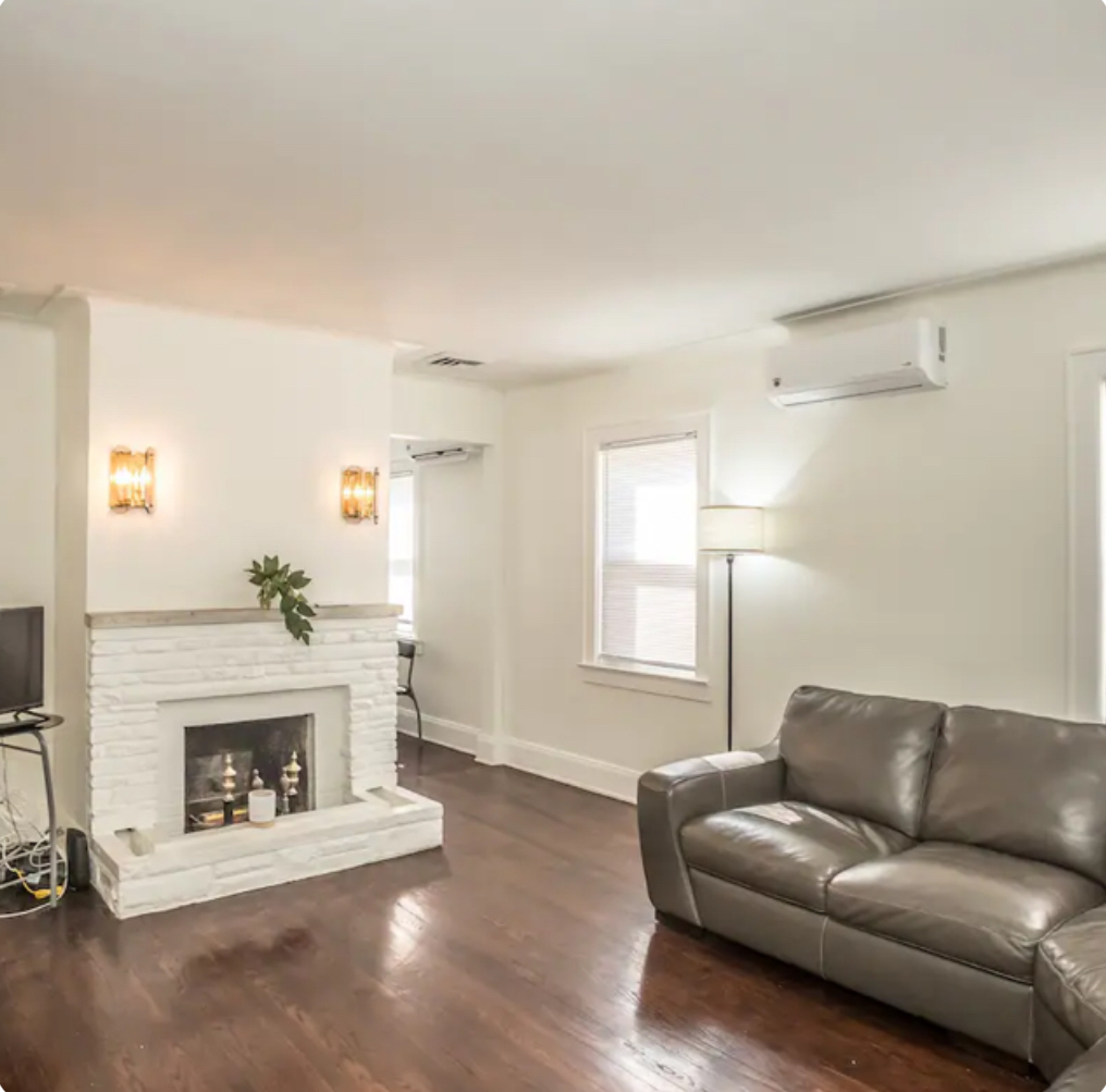 Family Comfort 3BD Saint Albans Home with Backyard - Photo 3