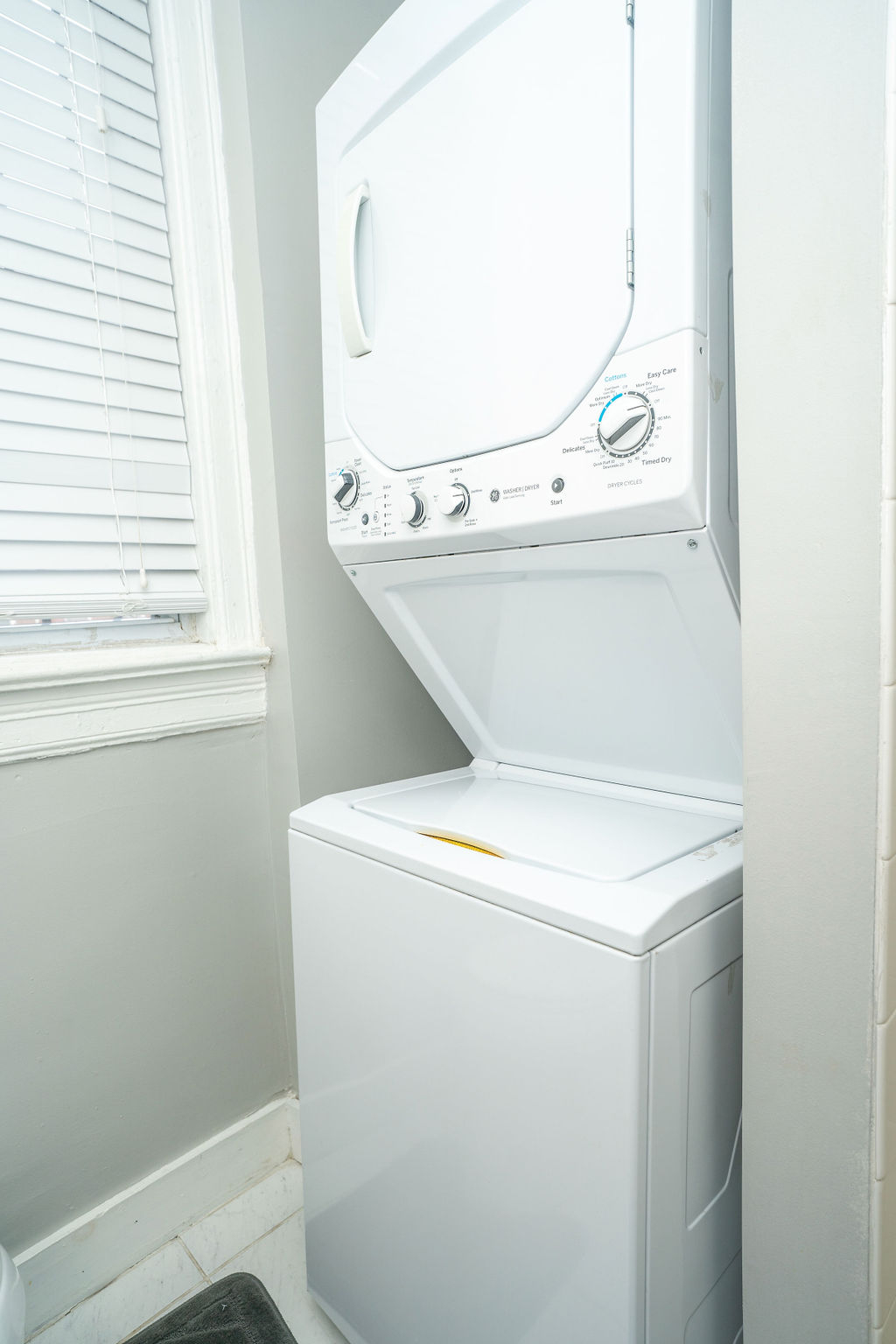 Exquisite Washington D.C apartment near major hospitals. 88 walk score. - Photo 11