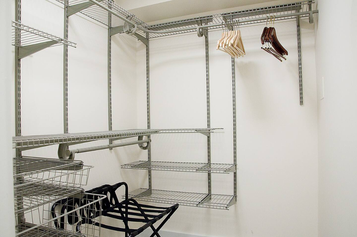 Modern, clean and convenient in Petworth - Photo 5
