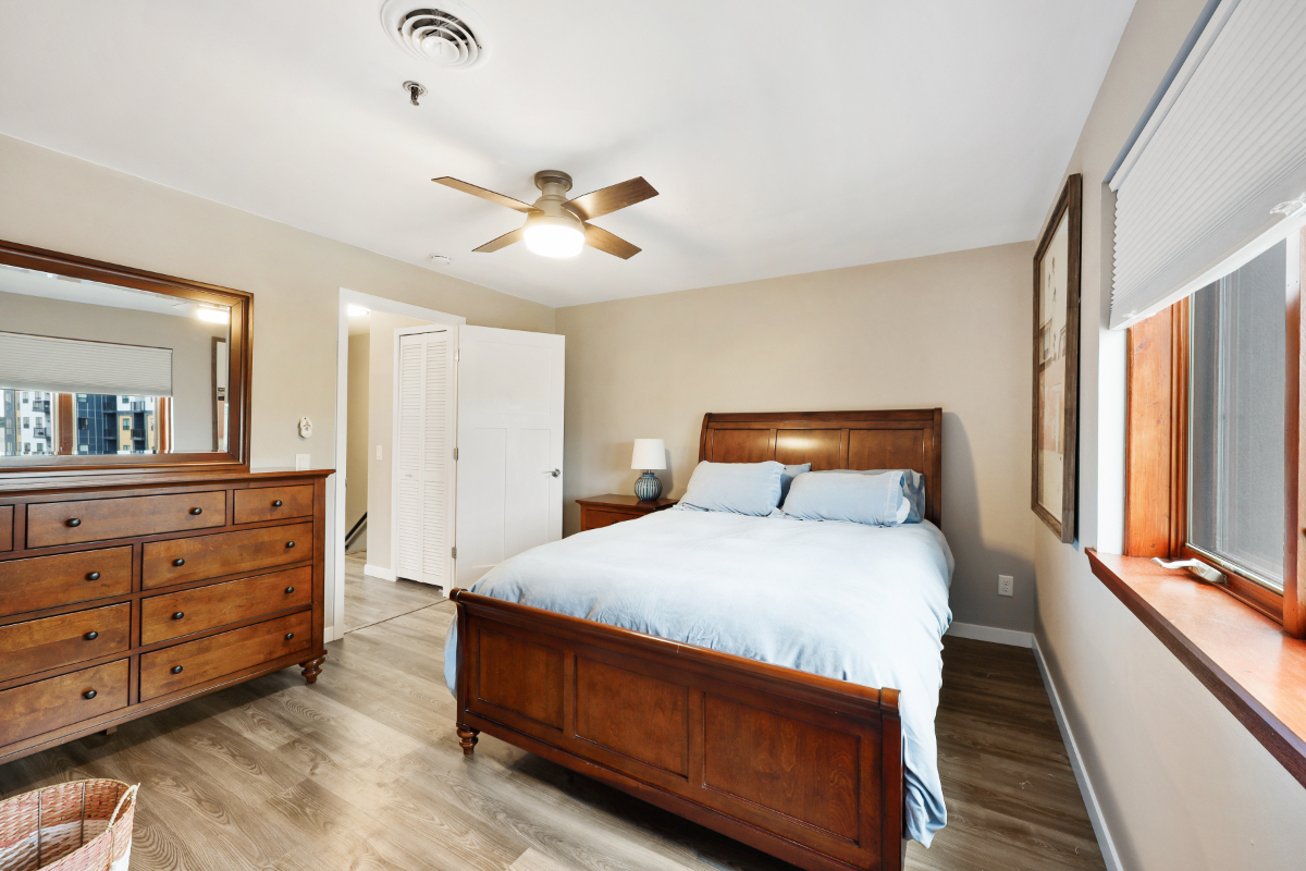 Classy Madison Townhouse Condo in Regents Neighborhood, Two Private Garage Spaces - Avail Jan-March, - Photo 9