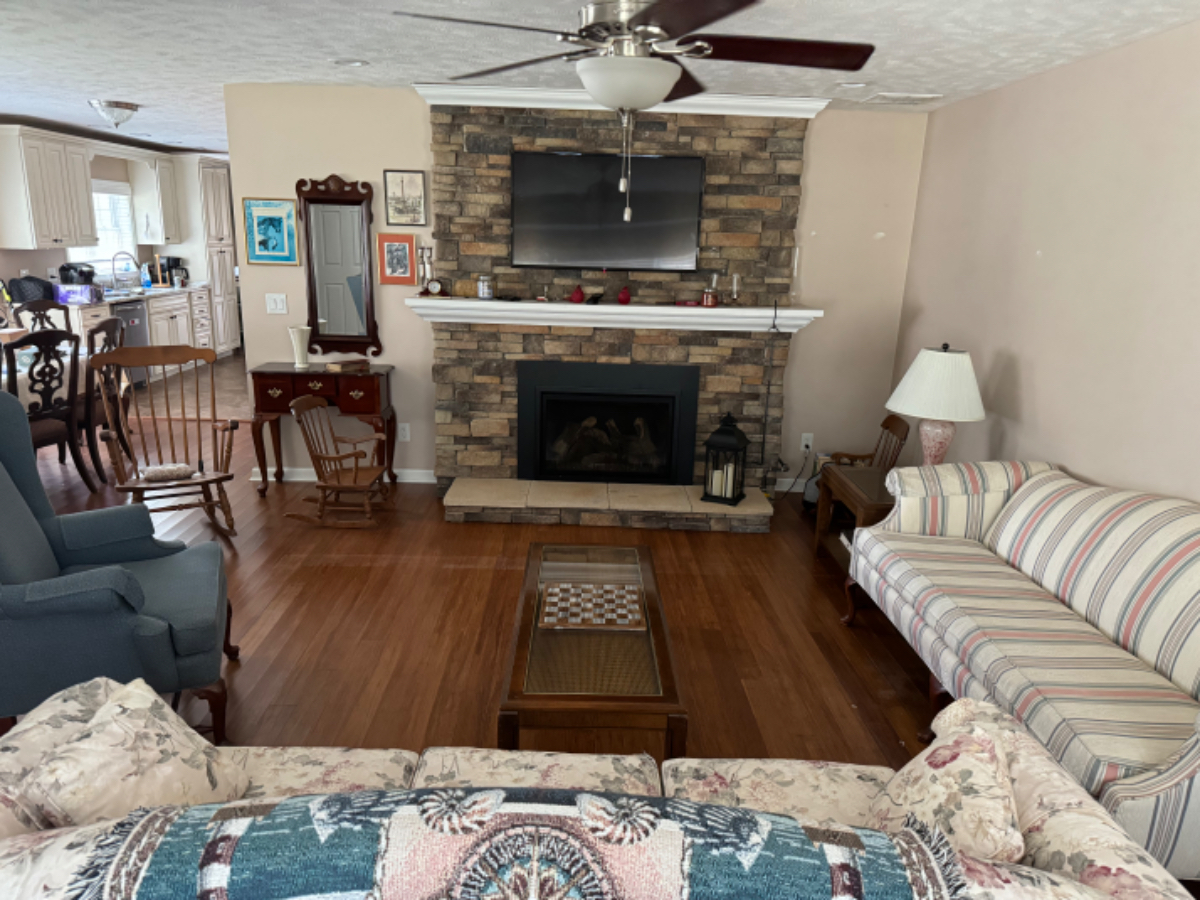 Remodeled country home - Photo 5