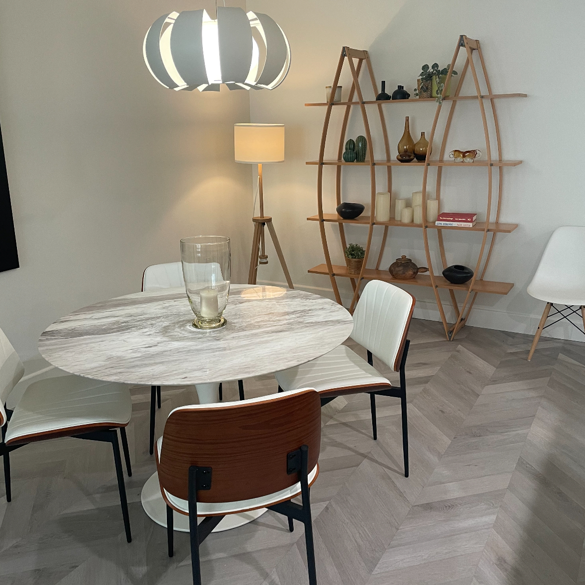 2 Bed - 2 Bath 1211 sqft apt, newly renovated. Fillmore District. Doorman, parking inside, common outdoor area 3rd floor, - Photo 3