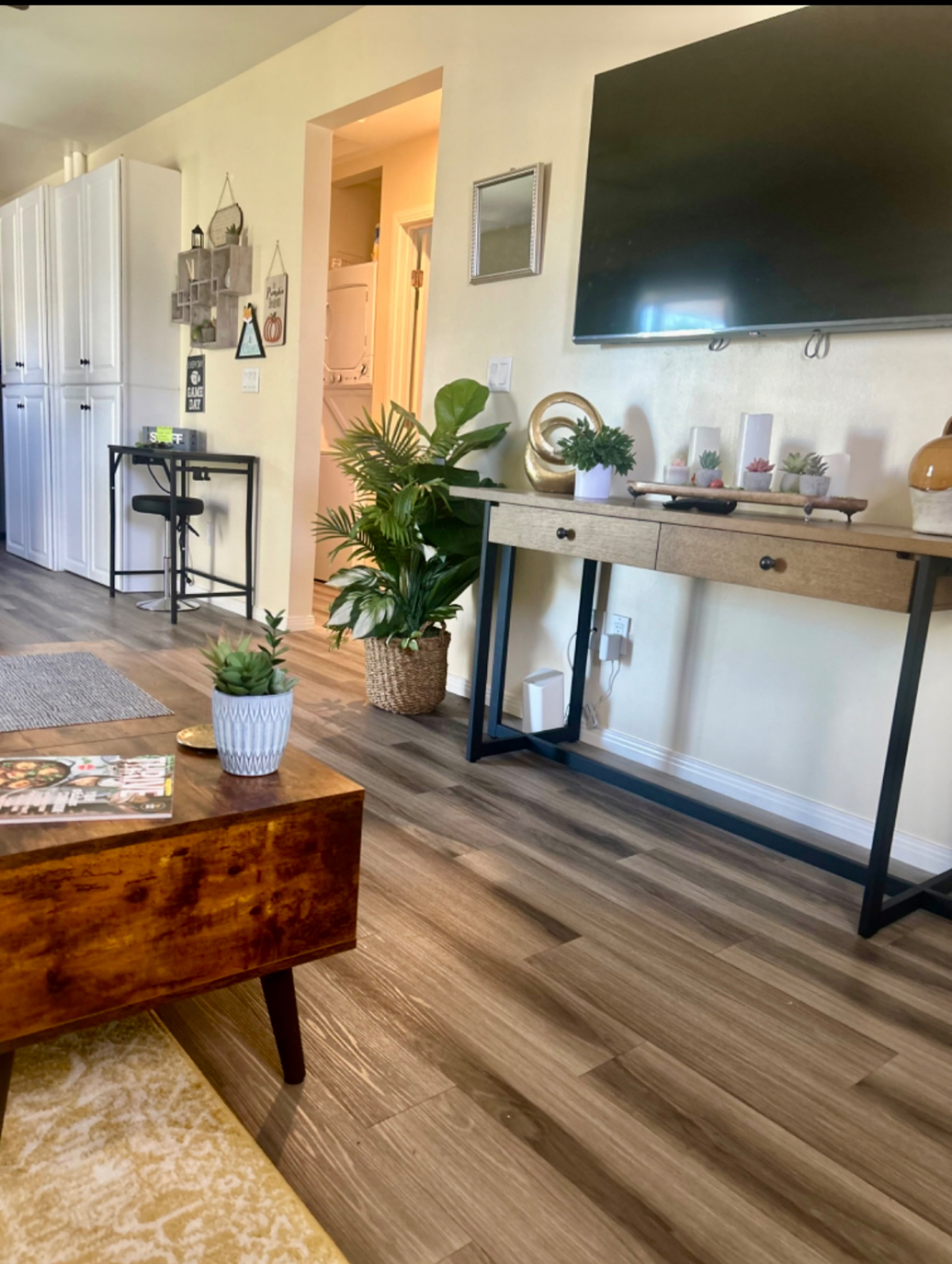 Private 2BR Home Utilities included parking pet friendly - Photo 4