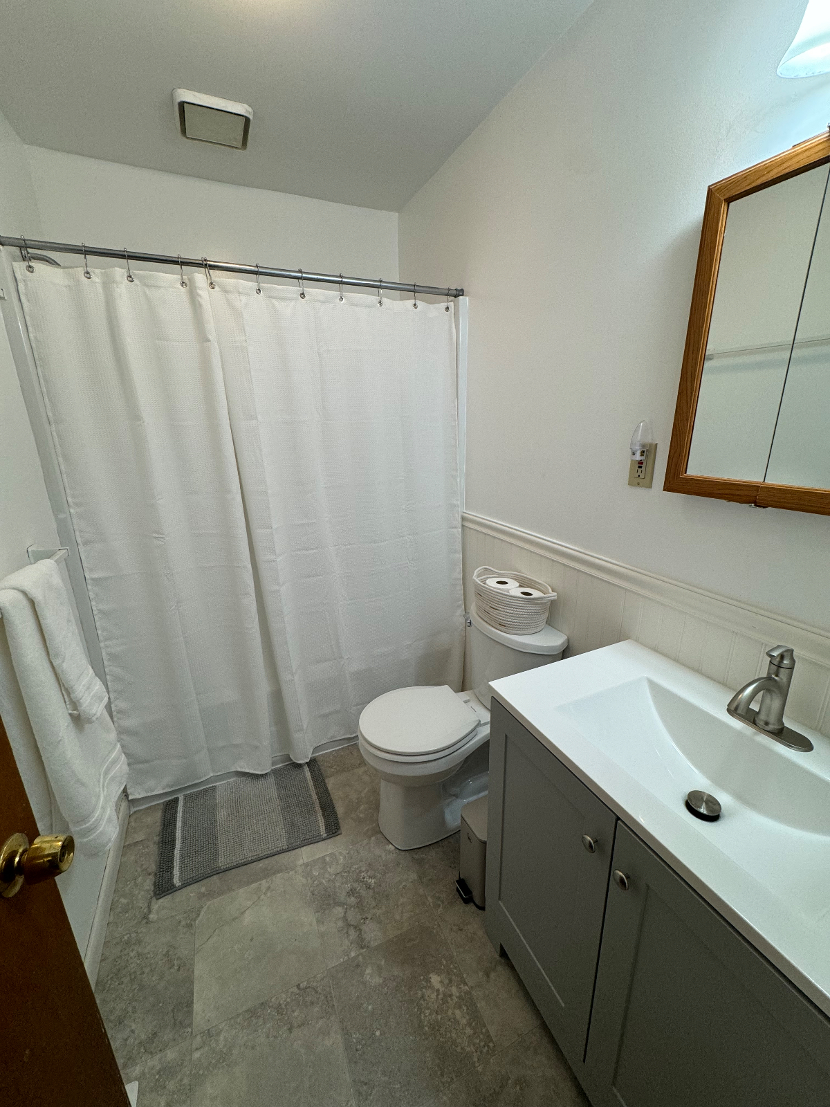 Convenient 2 bed /1 bath located between local hospitals - Photo 7