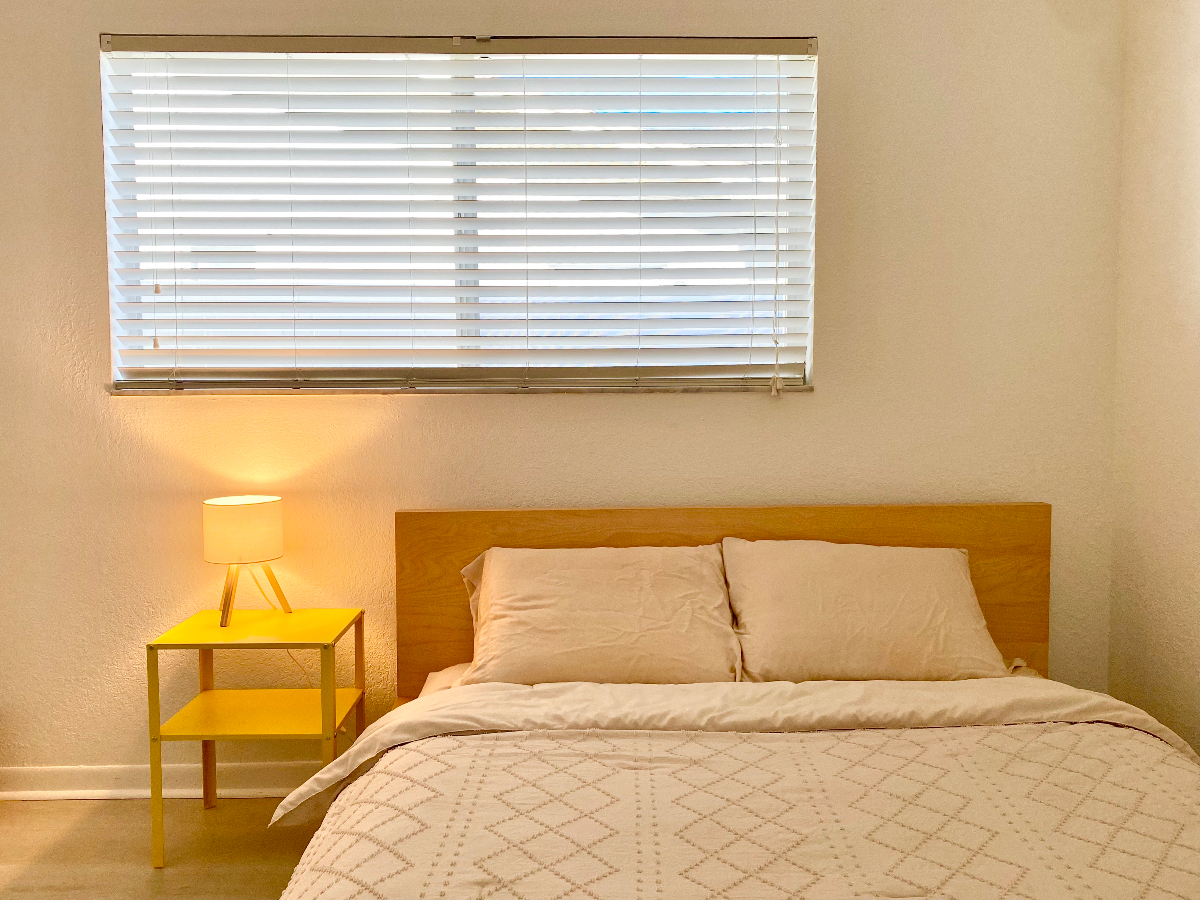 Cozy Bedroom with Shared Bathroom 2