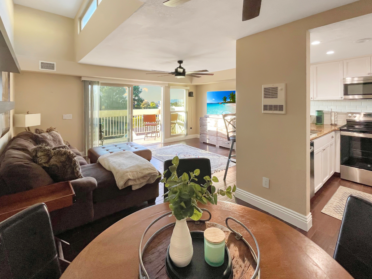 Point Loma Townhome - Photo 3