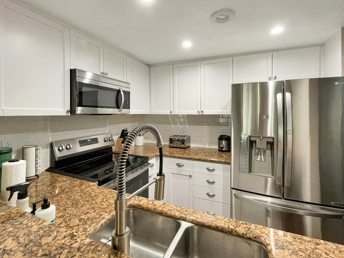 Point Loma Townhome - Photo 2