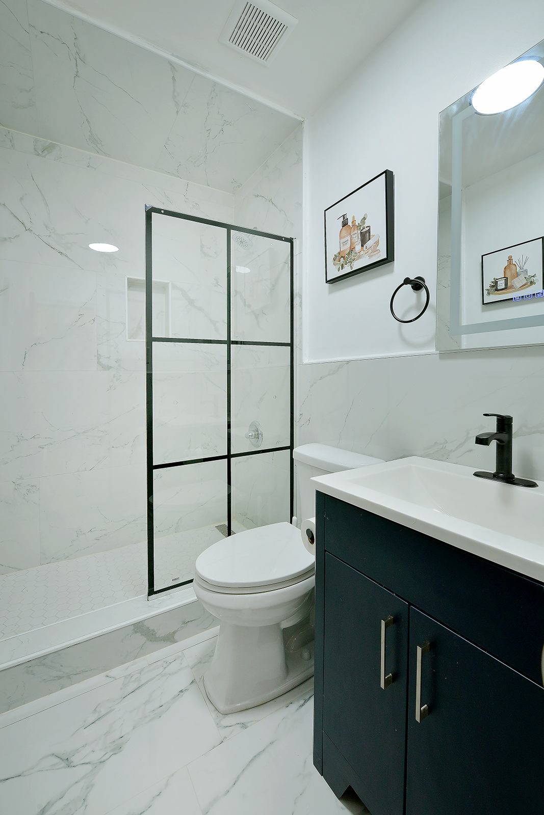 Clean, Quiet Convenience in Bedstuy Brooklyn - Photo 3
