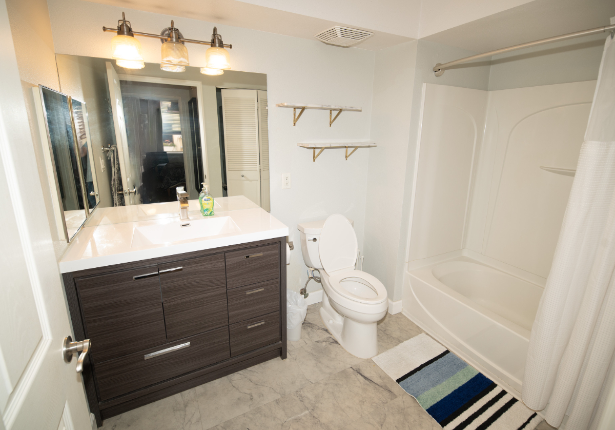 Comfy Condo Little Italy San Diego w/ Parking - Photo 5