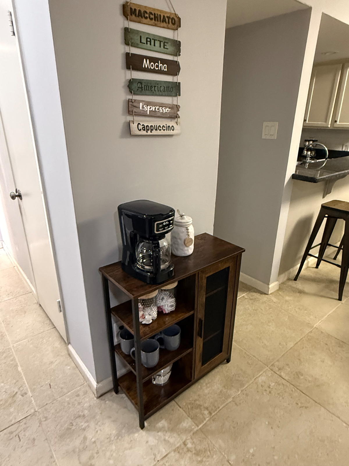 Brownsville Condo - Photo 4
