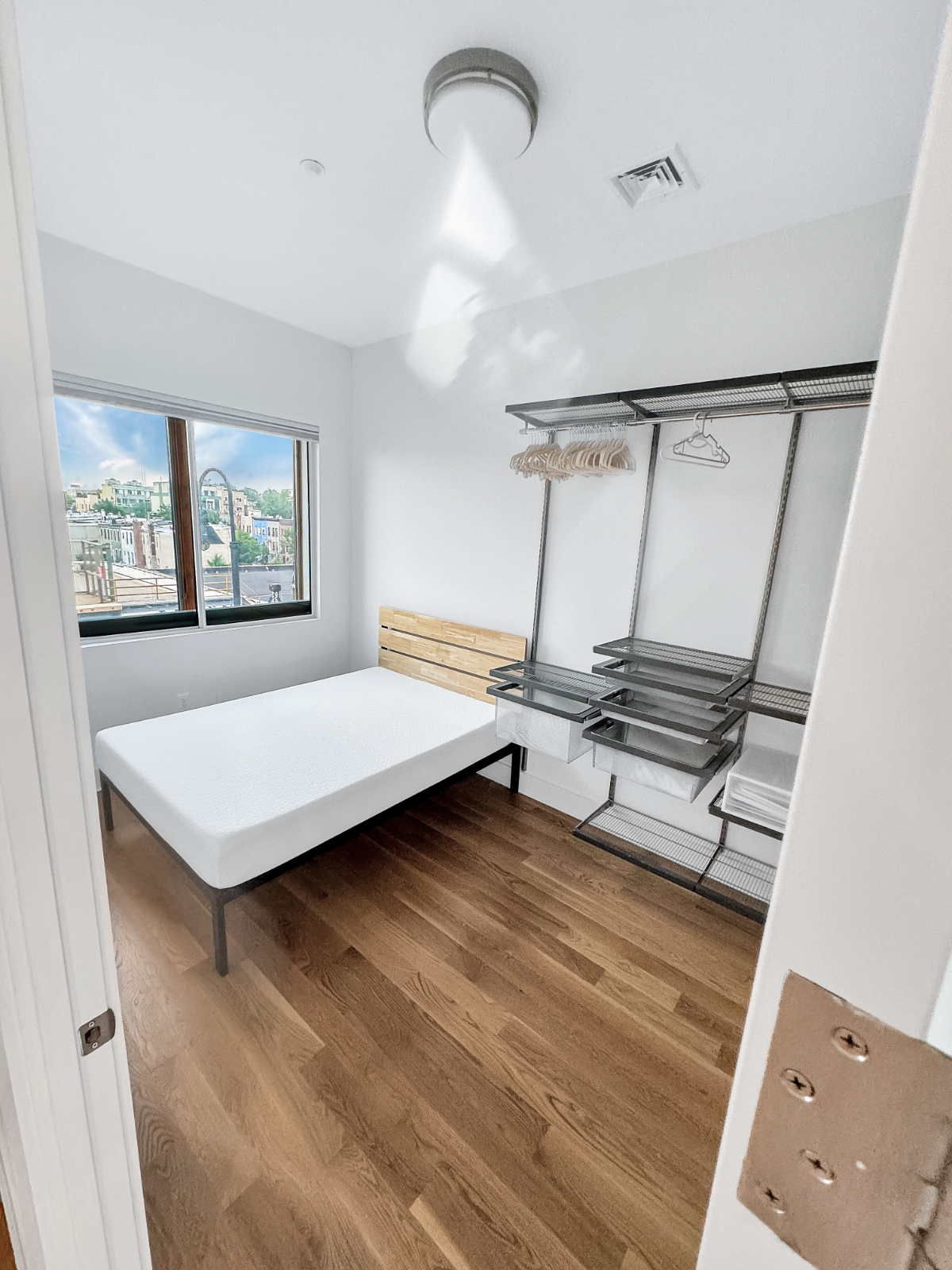 Cozy, Clean, Condo in Brooklyn 1 Bed 1 Bath - Photo 2