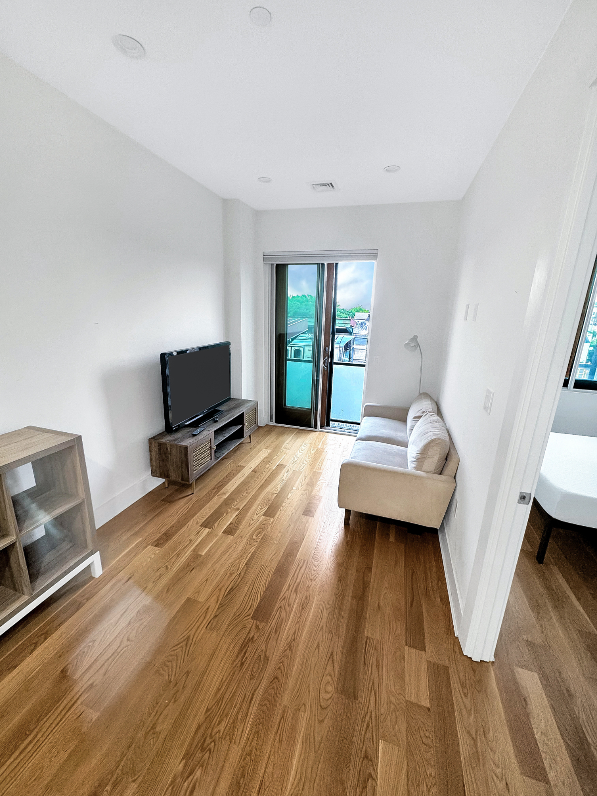 Cozy, Clean, Condo in Brooklyn 1 Bed 1 Bath - Photo 7