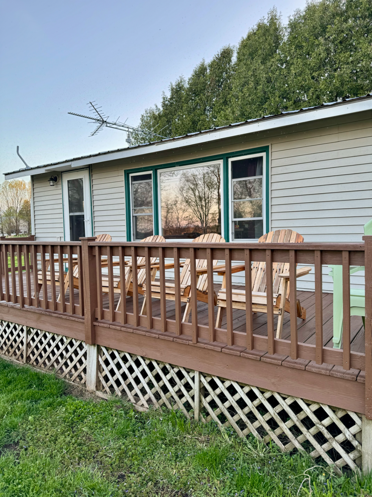 2 Bedroom Lake View Home - Photo 3
