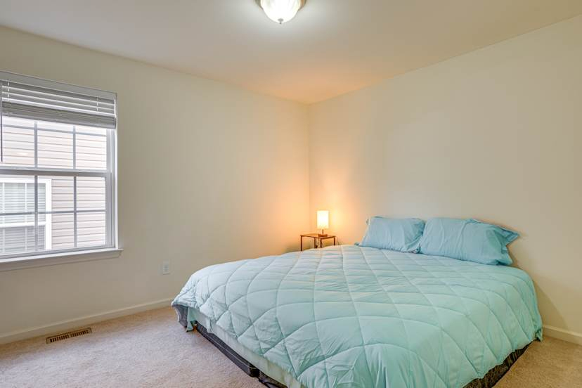 Room Rental in a Colonial Home w/ Smart Amenities