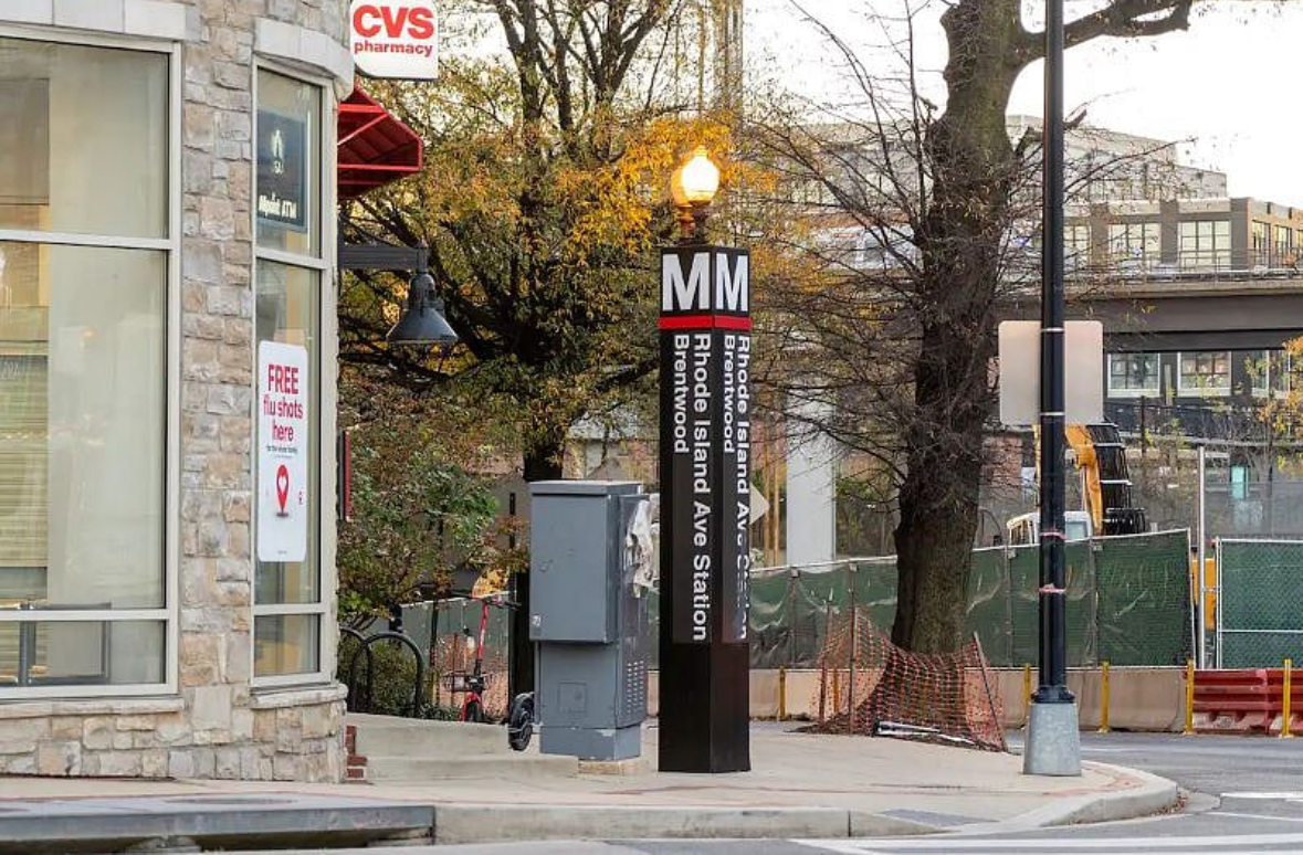New Luxury Condo in NE DC next to Rhode Island Metro station - Photo 7