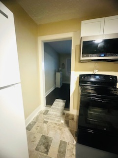 Welcome to Your Cozy Home in Indianapolis - Photo 11
