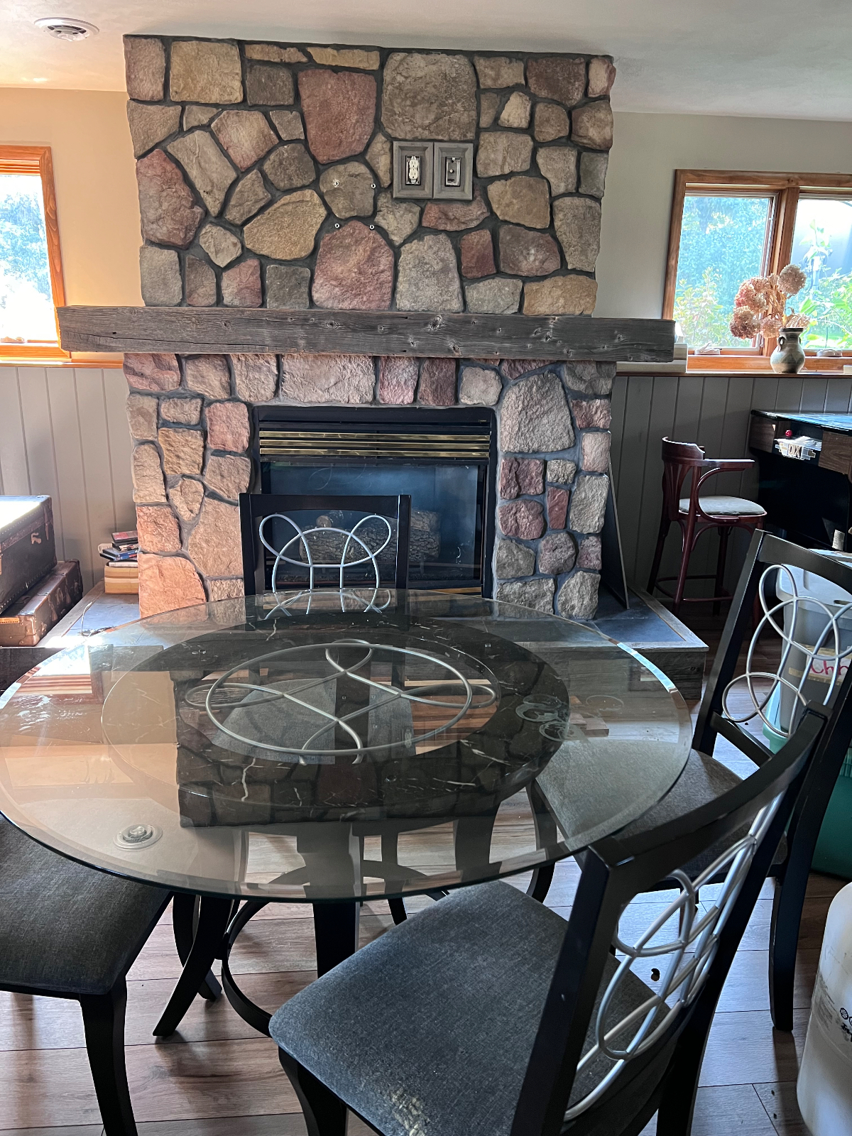 Luxury Lakeshore Home with amenities - Photo 7